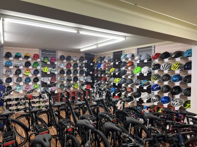 Stock Casques vélo Bike World Luxembourg 