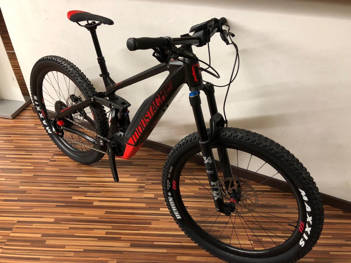 Moustache Trail 9 Custom BikeWorld lux
