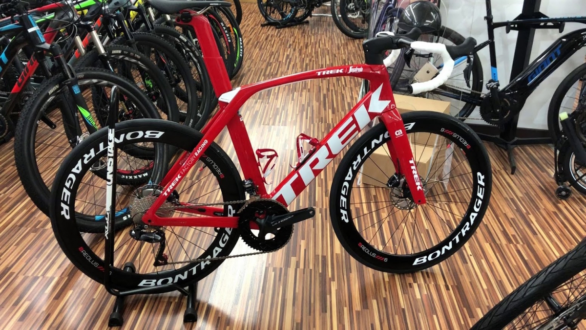 trek madone viper red