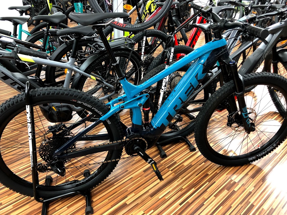 Trek Rail 9 Bike World Lux