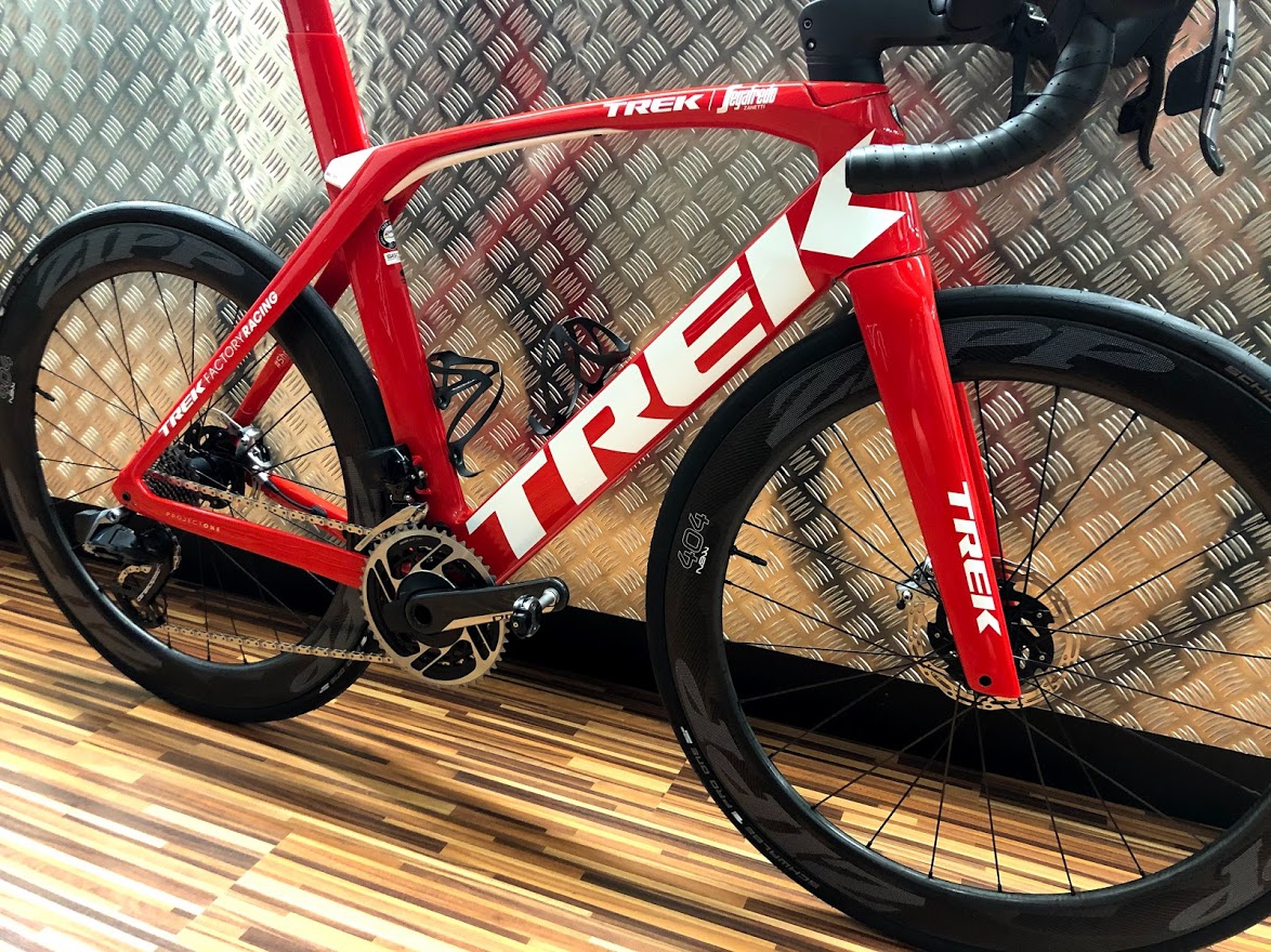 Trek Madone SLR 9 Sram Red Etap AXS Power Meter Carbone BIKEWORLD