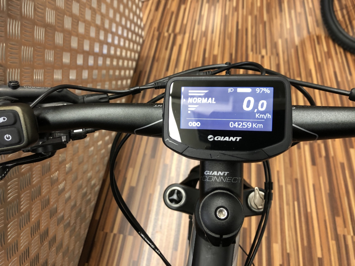 giant explorer e bike