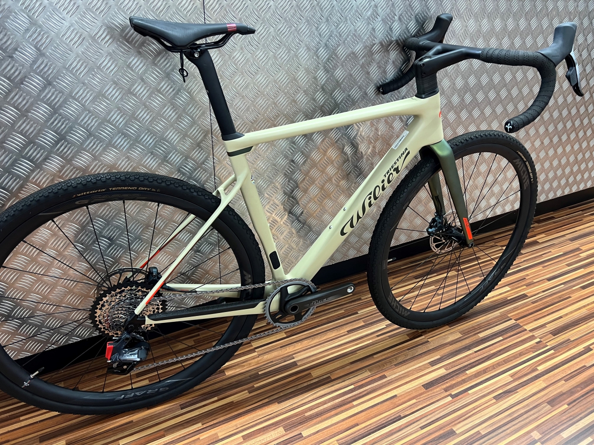 Wilier Rave SLR Force AXS Promo Bike World Lux