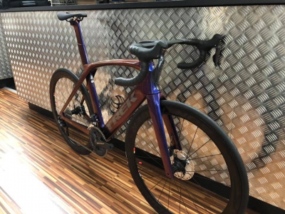 Madone SLR7 Di2 Purple Phaze Bike World Lux