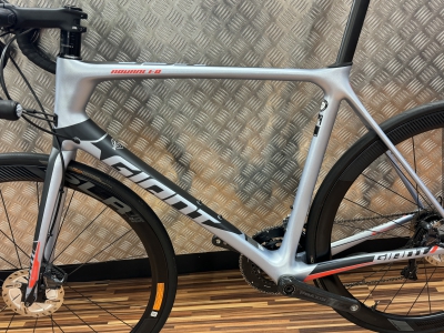 Giant TCR Advanced Pro 1 Bike World Lux