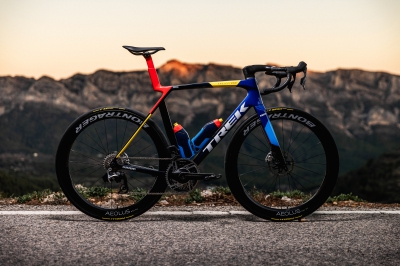Trek Madone SLR Bike World Lux