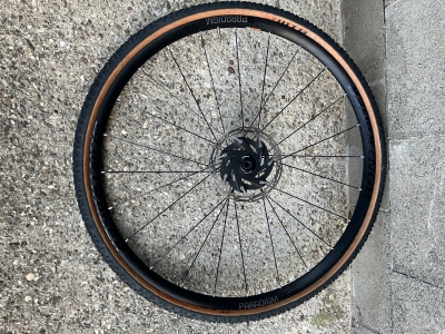 Roue Bontrager Paradigm 700x42