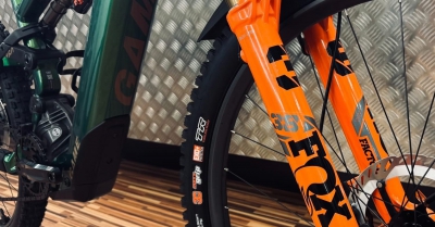 Moustache Game 160.9 Race CX-R Bike World Lux