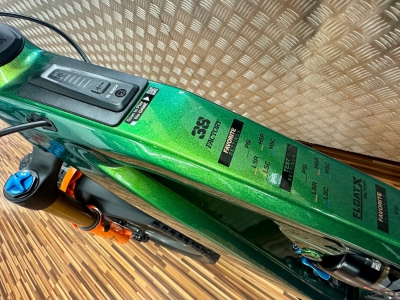 Moustache Game 160.9 Race CX-R Bike World Lux