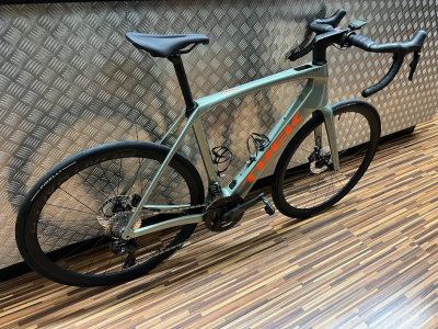 Trek Domane SLR+ TQ Bike World Lux