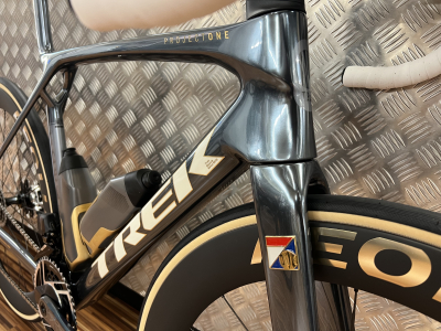 Trek Madone SLR9 76 Icon Edition Bike World LuxIMG_3498.jpeg